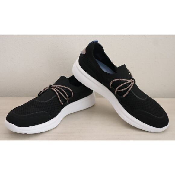 Clarks Women's Sz 10M Black Cloudsteppers Ezera Run Slip-On Knit Sneakers - Picture 1 of 10